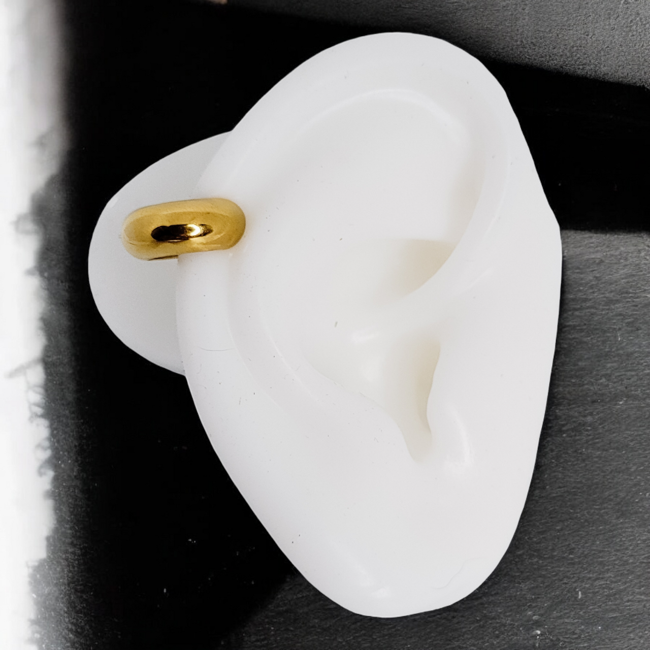 Smooth Bold Ear Cuff
