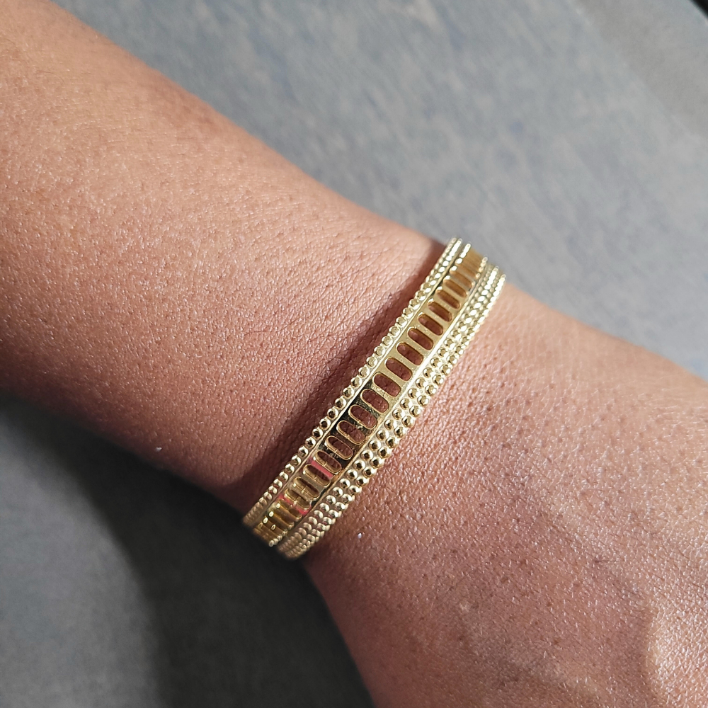 Zenia Gold Cuff