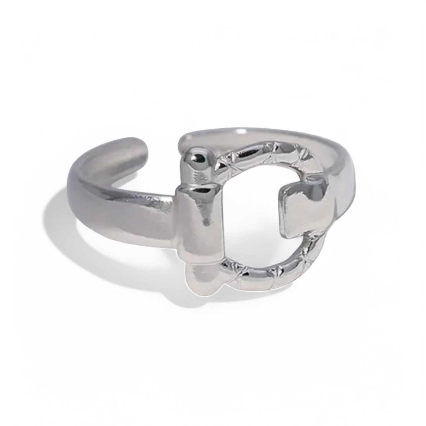 Gleam Buckle Ring