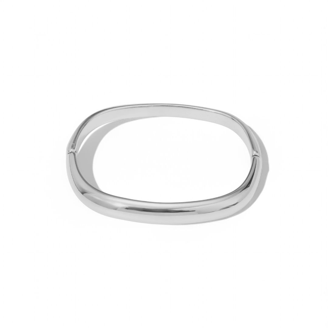 Sculpted Radiance Bangle
