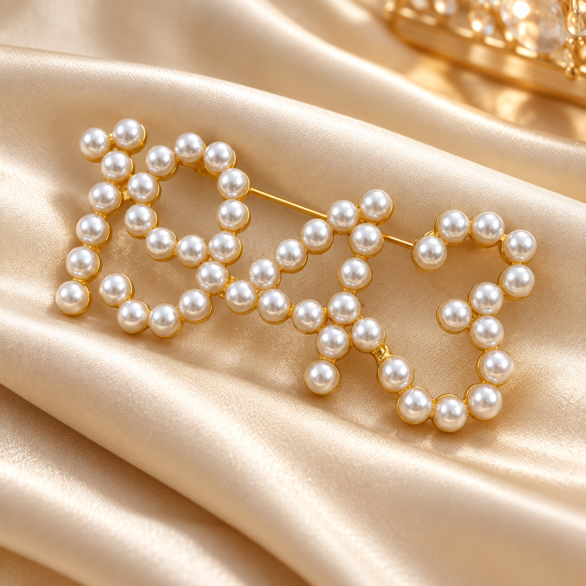 1943 Signature Pearl Brooch