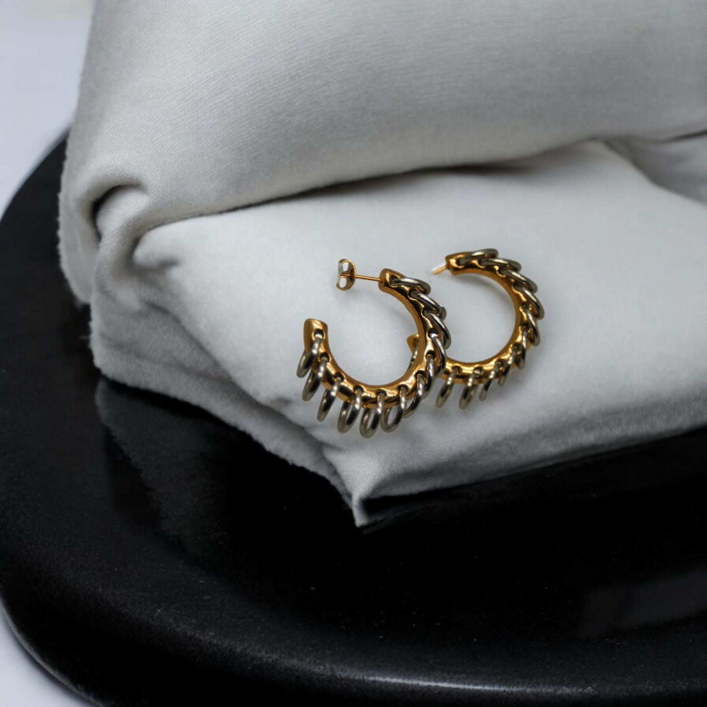 On Edge Luxe Hoop Gold