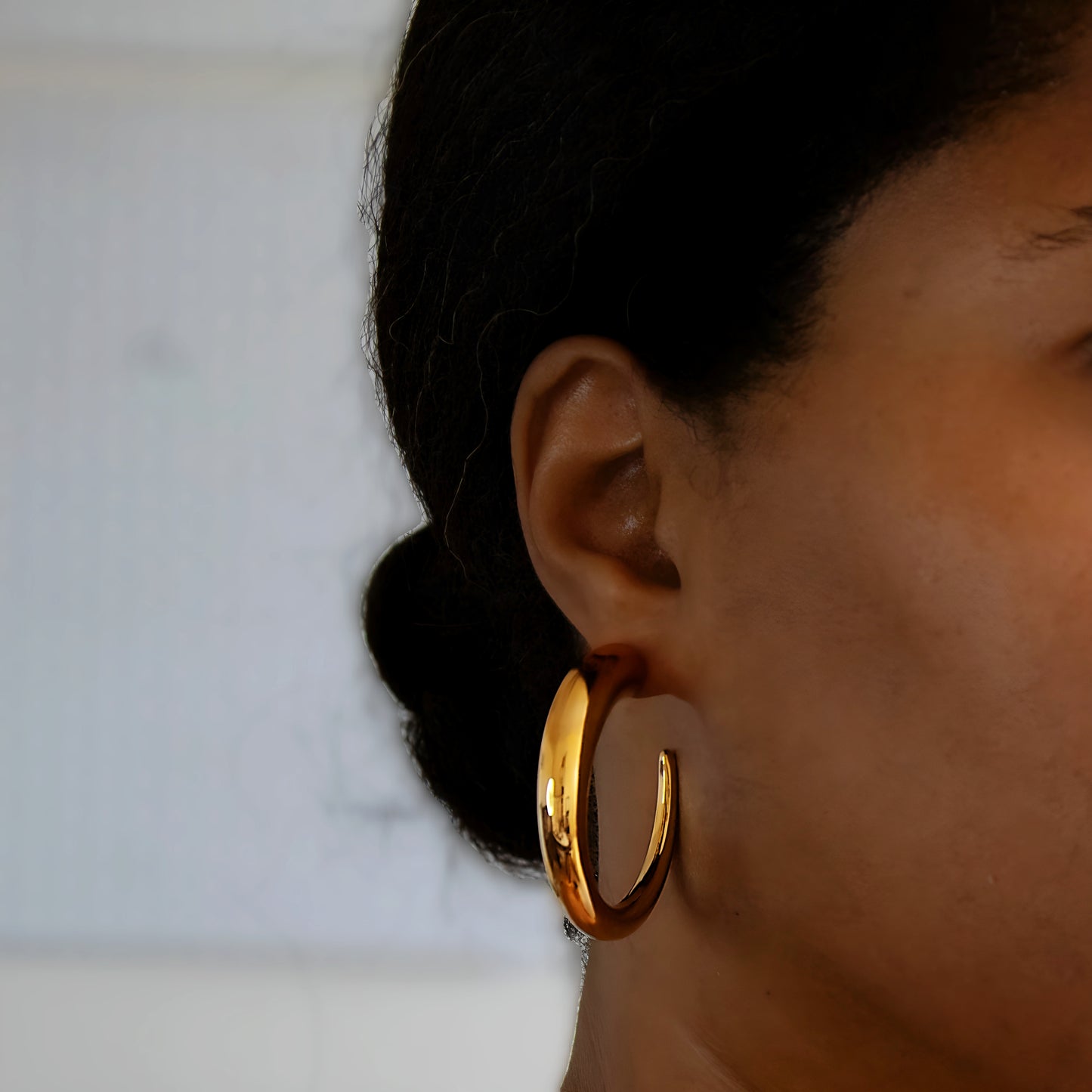 Zenzile C Hoop Earring