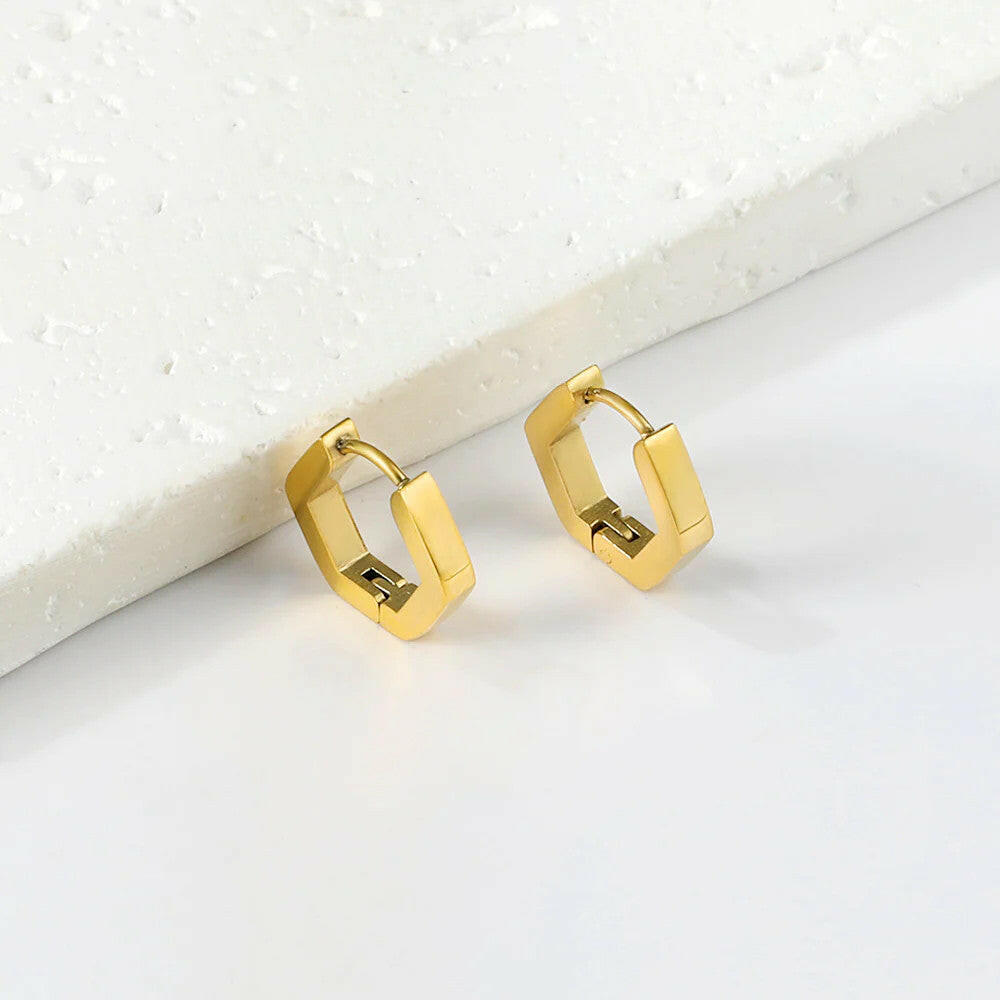 Arya Geometric Huggie Hoop Earrings