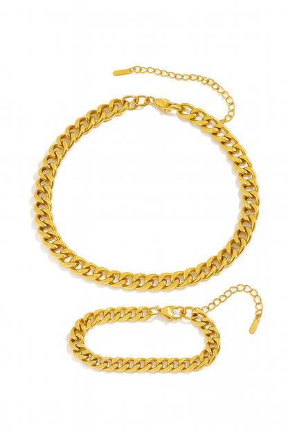 Raven Cuban Necklace