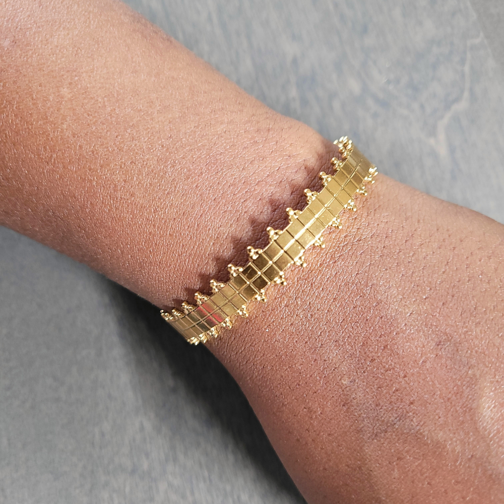 Rosa Gold Cuff