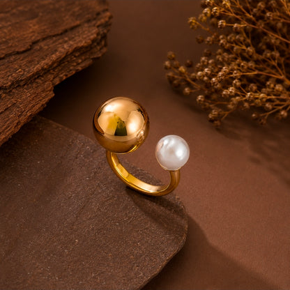 Celeste Duo Pearl Ring