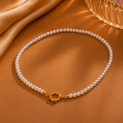 Éloise Pearl Strand Necklace
