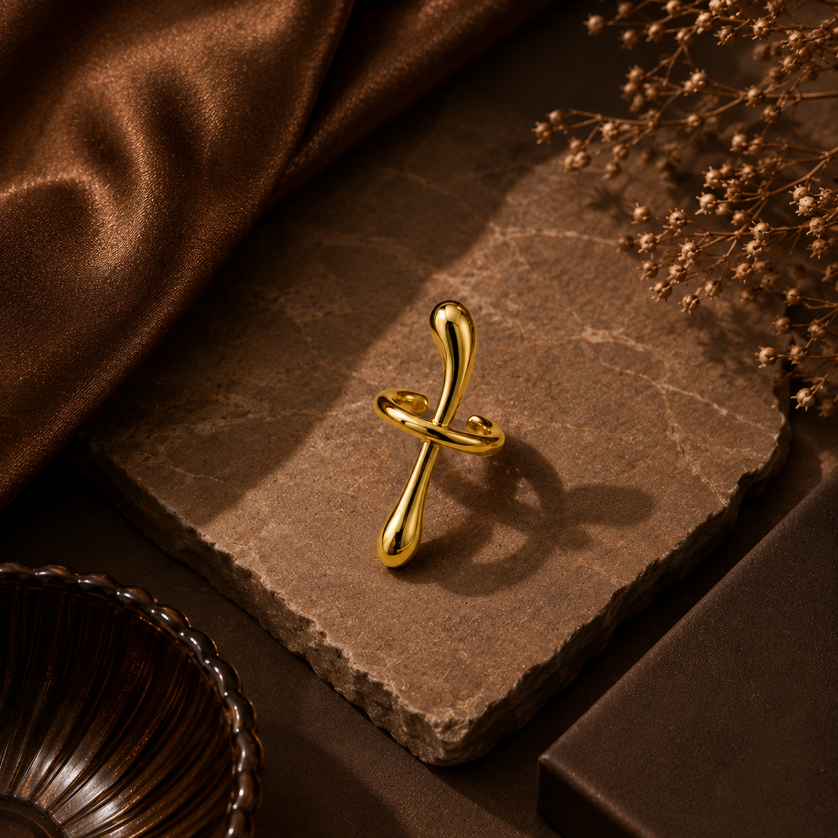 Curved Cross Ear Cuff