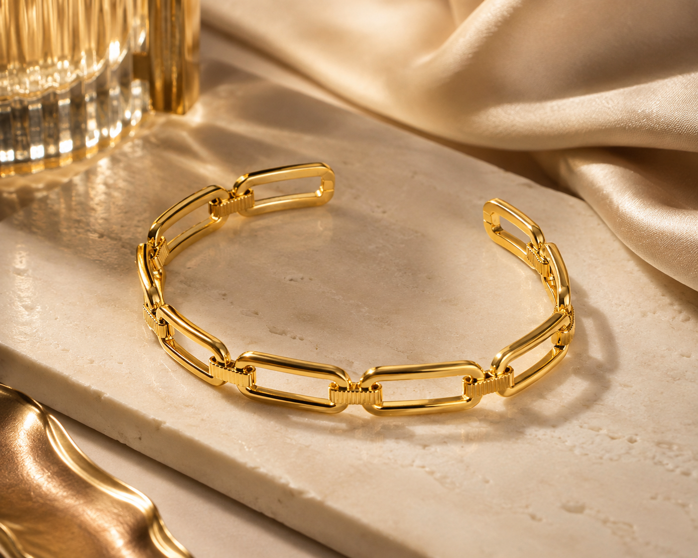 Nova Link Cuff