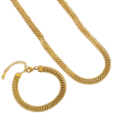 “Main Character” Necklace