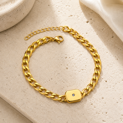 Joanna Curb Link Gold Bracelet