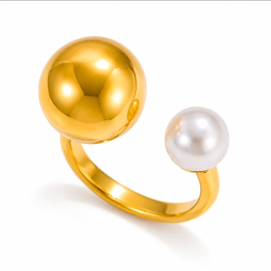 Celeste Duo Pearl Ring