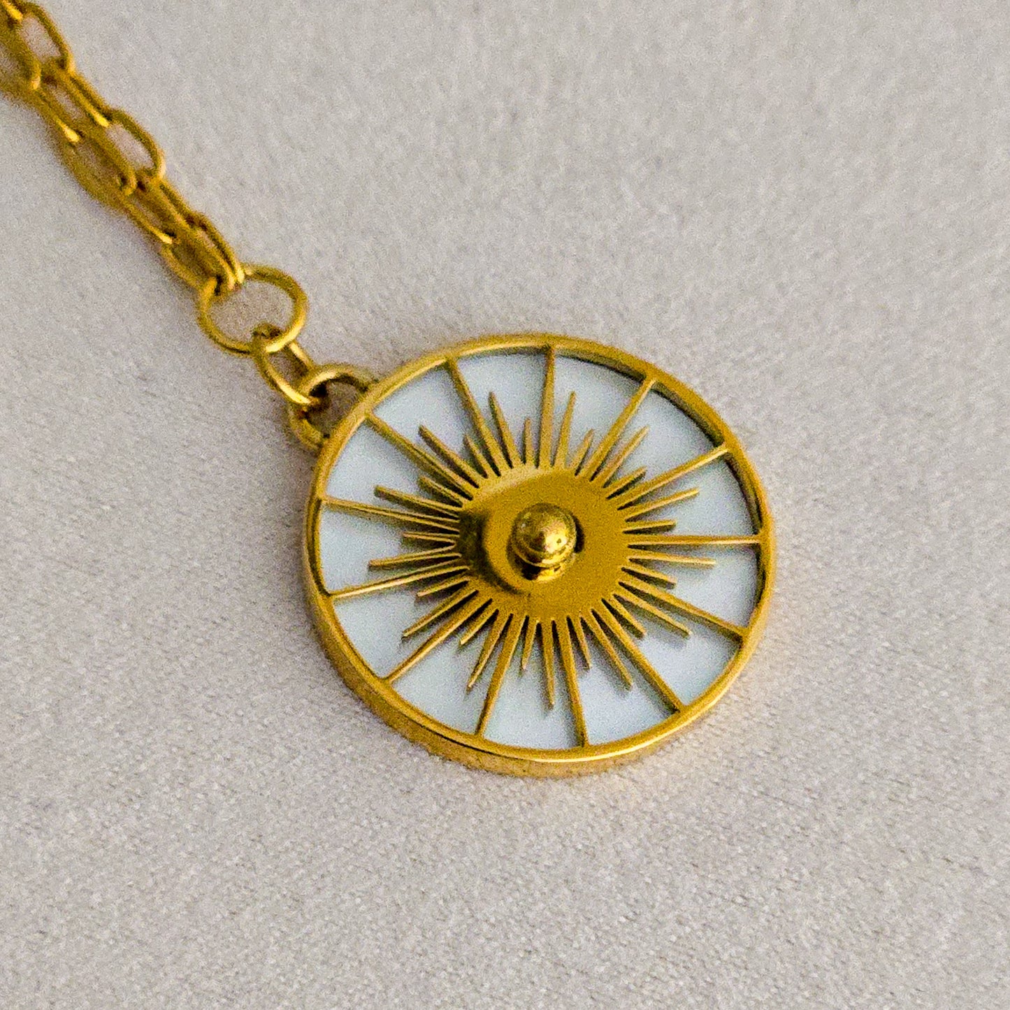 Sol Ray Pendant