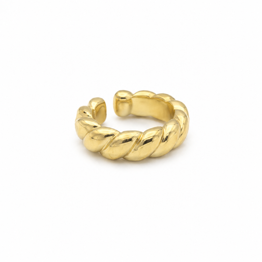 Twisted Ear Cuff