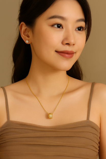 Royal Radiance Pendant
