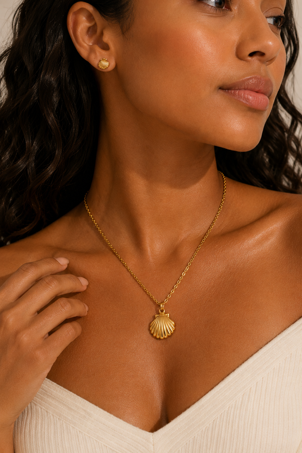 Seashell Gold Necklace