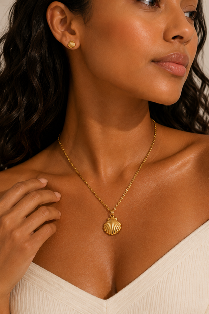 Seashell Gold Necklace