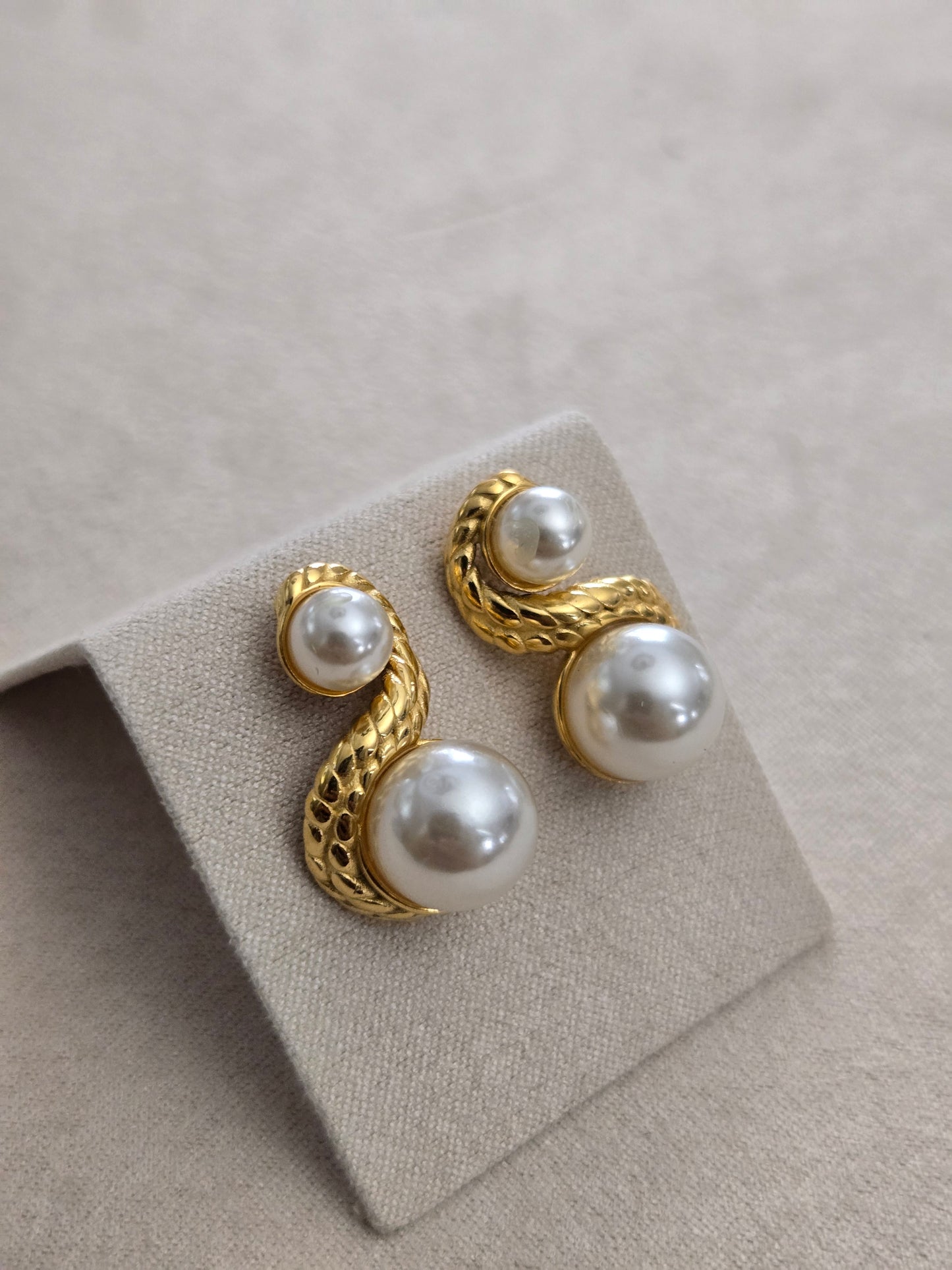 Paisley Pearl Earrings