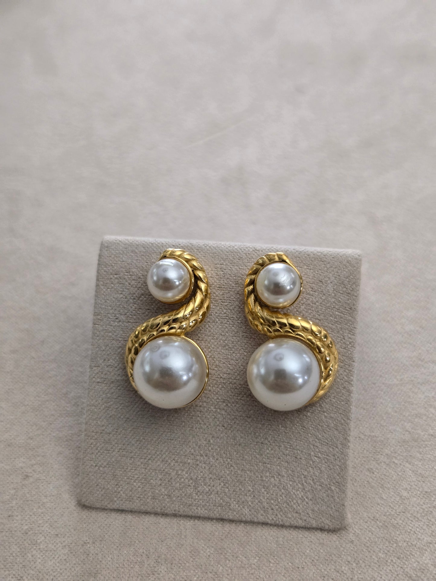 Paisley Pearl Earrings